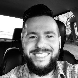 Meet your Posher, Logan